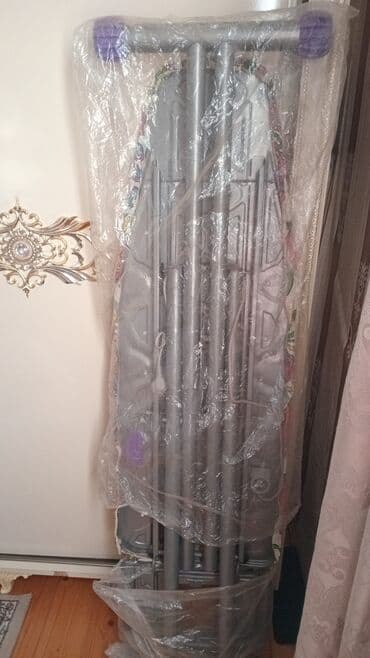 elektron saat oyrenmek: Yenidir islenmeyib eve boyuk oldugu ucun satilir — 1