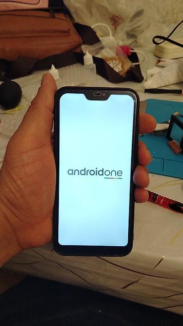 iphone 6 ikinci el: Xiaomi Mi A2 Lite, 32 GB, rəng - Qara, 
 Barmaq izi — 2