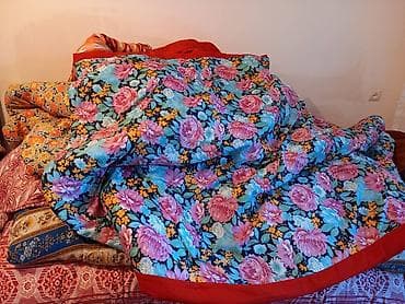 Prastinalar: Yun yorğan, döşək, döşəkçə satılır. Döşək - 35 azn Yorğan - 25 azn — 5