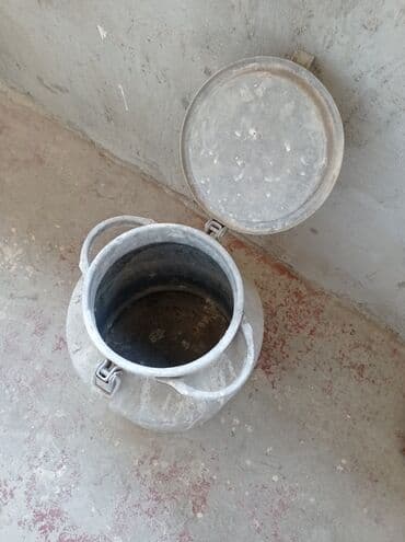 taxta bocqa: Alyuminium bidon — 2