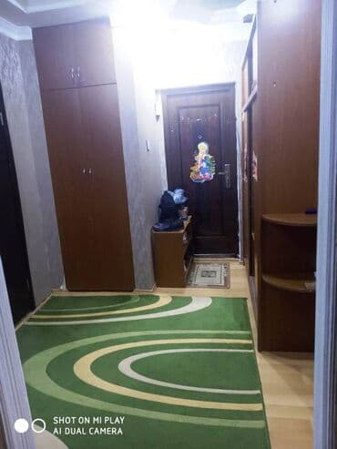 9 ci mikrorayon satilan evler: Bakı, 3 otaqlı, Köhnə tikili, 80 kv. m — 10