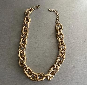 mirvari canta: Choker kimi istifade olunur — 1