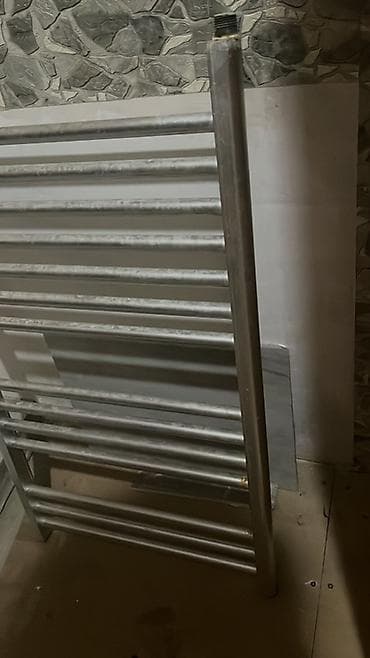 plasmas vanna: Paslanmayan poladdan vanna otağı üçün nərdivan tipli dəsmal quruducu — 2