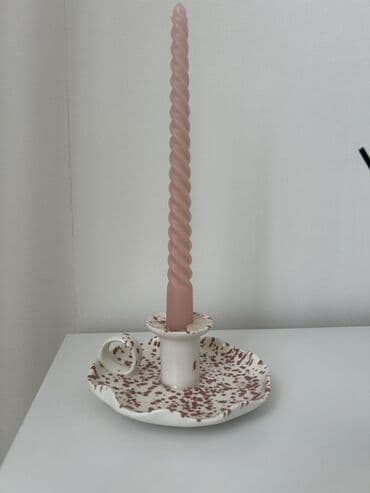 şamdan al: Keramik şamdan yeni deyil amma idiyel vezyetdedi — 2