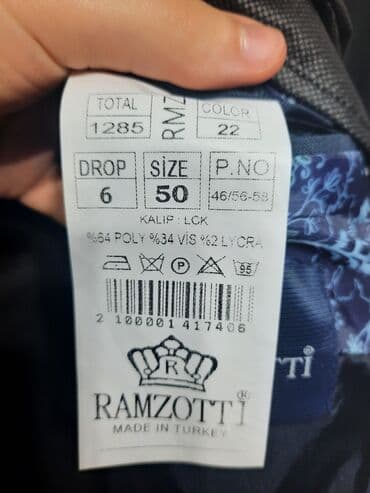 kişi ucun klassik qara kostyum: Klassik üçlük kostyum – Ramzotti - Rəng: tünd göy, incə açıq zolaqlı — 5