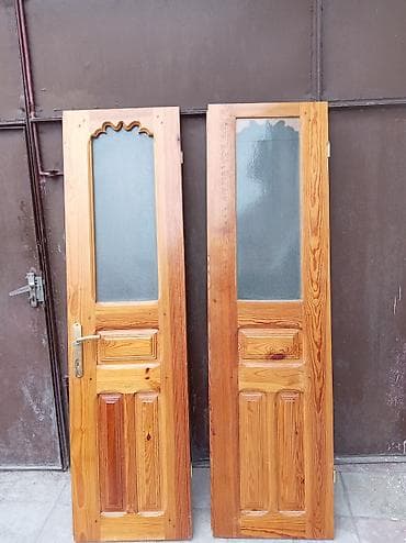 Məhsul: Şüşəli taxta qapılar (2 ədəd) - Material: təbii ağac (şam