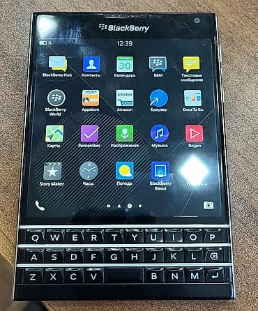 blackberry passport satilir: Blackberry Passport, 32 GB, rəng - Qara, Düyməli — 4
