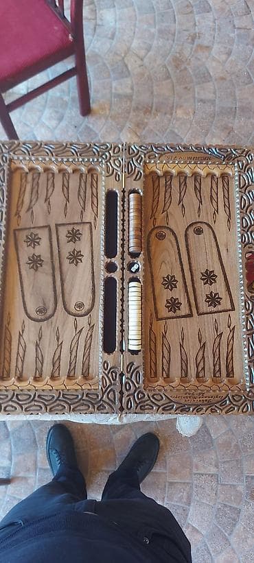 Hovuzlar: Məhsul: Əl işı oyma taxta nərd dəstləri Təsvir: - Tamamilə taxtadan — 3