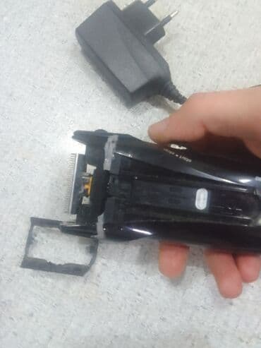 led lupa h4: Əldə düzəlmiş tatto aparatı, isləkdir 25iynəni eyni anda işlədir — 2