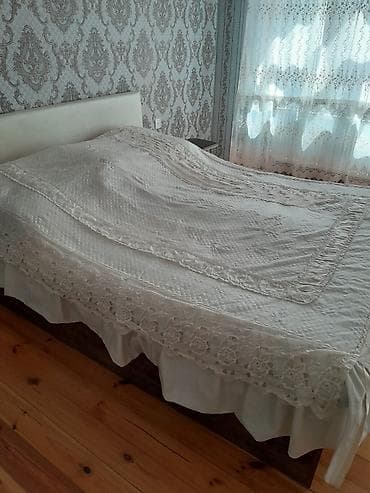 Zərif naxışlı yataq örtüyü dəsti - Rəng: krem/ağ tonları - Üslub — 2