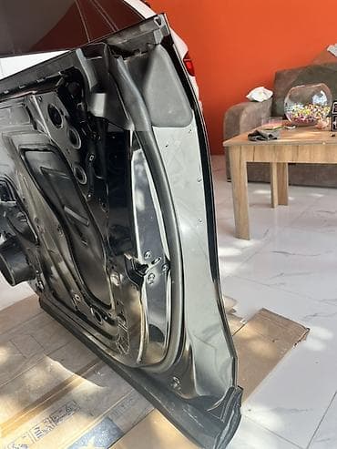 uni z: ChanganQ07 Avtomobil qapısı, qara rəngdə və metal materialdan — 4