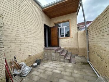 Куплю дом: Cantəpədə həyət evi: •Təmirli •2 otaq •Kürsülü (5 daş) •Laminar döşəmə — 2