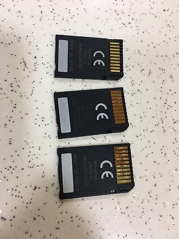 second son: Sony Memory Stick yaddaş kartları 1gb -15 azn 2gb - 20 azn və 8gb — 4