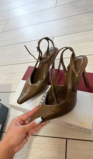 Tuflilər: 37 olcu stradivarius — 1