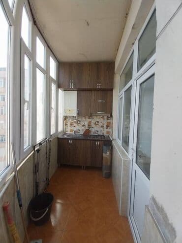 kafe icarəyə verilir: Sumqayıt şəhərində 1ci mkda 10 mərtəbəli binanın 8ci mərtəbəsində 2 — 6