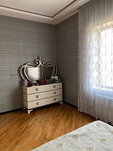 işlenmiş stollar: *990₼ YATAQ mebeli :-TƏCİLİ SATILIR*‼️ Demək olar yenidi 3-4 defe — 2
