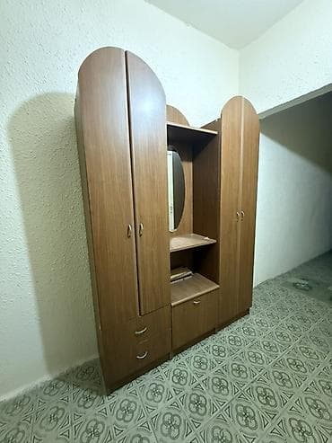 demir şkaf: İşlənmiş, 6 qapı, Güzgülü, Qəhvəyi, Taxta, Açılan, Düz dolab — 2