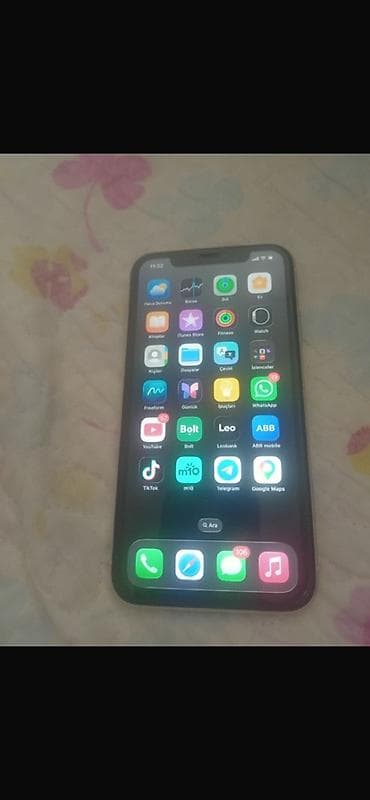 i̇phone telefonlar: IPhone 11, Ağ, Face ID — 1