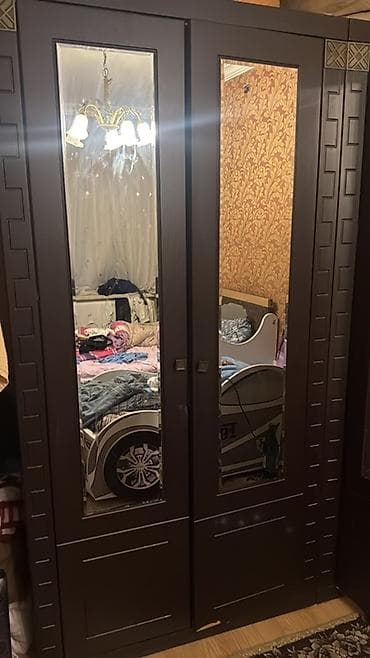 metbext dolabi: İki qapılı güzgülü şkaf - Rəng: tünd qəhvəyi - Üslub: klassik — 1