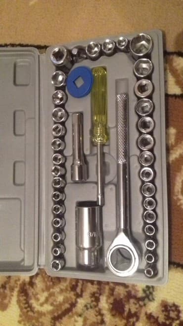 набор художника бишкек: Açar dəsti — 2