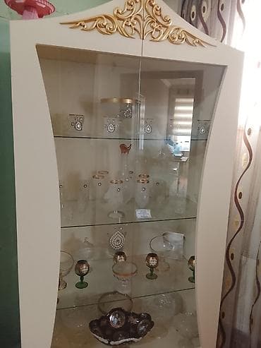 vitrin bar: Şüşəli dolab vitrini — 3