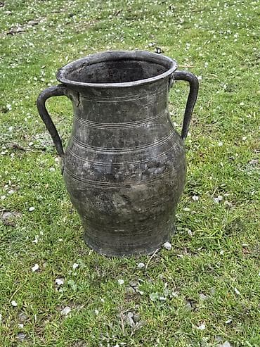 yaşıl qadın ayaqqabıları: SSRİ dövründən qalma qabdr deşiyi falanda yoxdu — 2