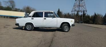 mercedes disk teker type 1 per page 40: AVTO: Lada 2107, ağ sedan Təsvir: - Klassik kuzov dizaynı, ağ rəng - — 6