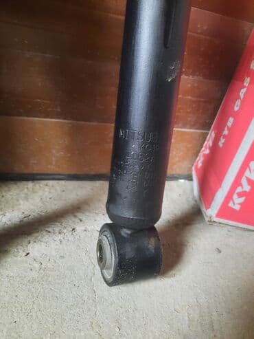 hava ilə doldurulan döşəklər: Sol ön, Sağ ön, Mitsubishi, 2014 il, İşlənmiş — 2