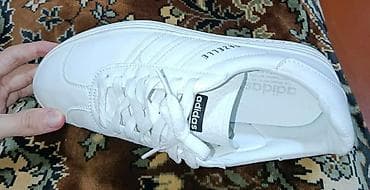 krosovkalar: Adidas ayaqqabı kişi üçün təzədir 41 razmer Ağ rəngli adidas Gazelle — 2