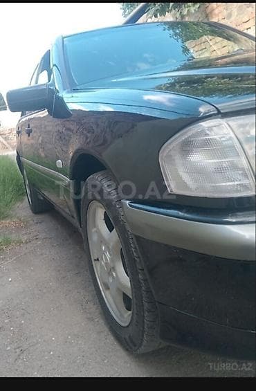 Продажа авто: Mercedes-Benz C-Class (W202) sedan - Kuzov: sedan, qara rəng - — 4