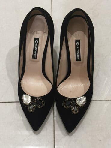 Toy paltarları və aksesuarları: Tuflilər, Ölçü: 38, rəng - Qara, İşlənmiş — 3