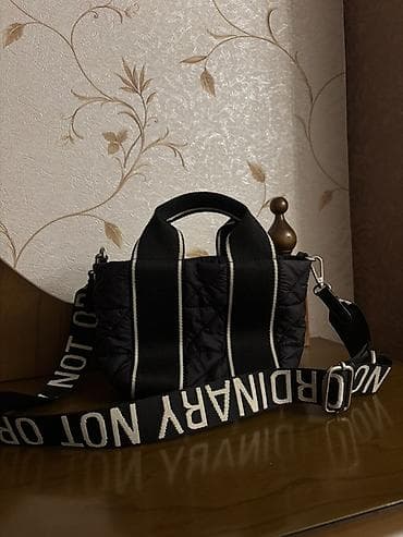 sattlar: Zaradan alinib. Az istifade olunub. Icinde kicik cibi var. 10azn — 1