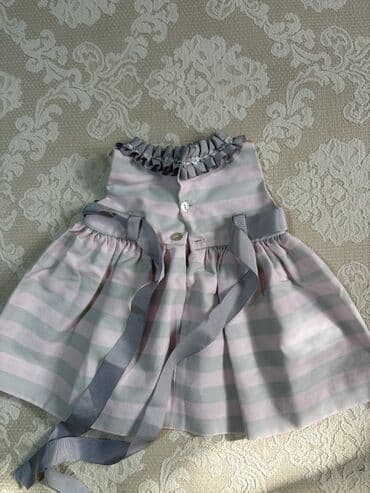 ad gunu donlari: Uşaq paltarı – zolaqlı, zərif dizayn - Rənglər: pastel çəhrayı və boz — 2