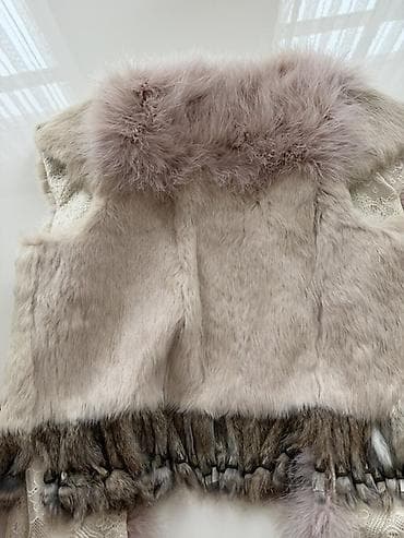 Yumşaq və isti dovşan xəzindən hazırlanıb. Kürk çox yüngüldür və rahat — 4