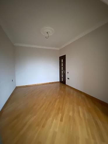 qurgusun satisi: Bakı, 3 otaqlı, Köhnə tikili, 82 kv. m — 3
