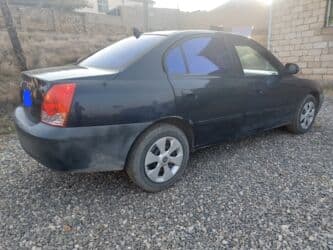 Hyundai Elantra: 2 l | 2005 il Sedan