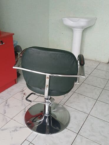 su çəni satışı: Saş kəsimi kreslosu — 1