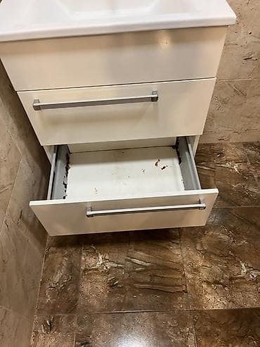 hamam ucun dolab: Vanna otağı üçün asma dolablı lavabo dəsti - Dizayn: minimalist ağ — 3