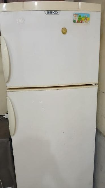 lg soyducu: İşlənmiş 2 qapılı Beko Soyuducu Satılır, rəng - Ağ — 3