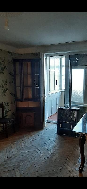 Gəncə, 3 otaqlı, Köhnə tikili, 70 kv. m