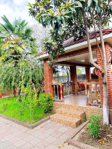 əmlak az ismayıllı: 100 kv. m, 3 otaqlı — 2