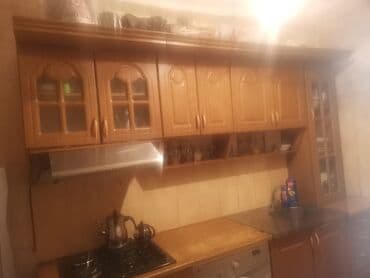 Ремонт и строительство: Mətbəx mebeli dəsti - Klassik dizaynlı, taxta fakturalı asma və alt — 1