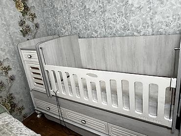 Oğlan və qız üçün, İşlənmiş, Çarpayı, Bazasız, Matras ilə, Siyirməli