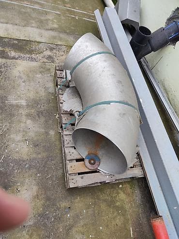 boru: 1 kq görə qiymət 5,50 AZN. Borular yenidir. 2 növü var. Ölçülər — 3