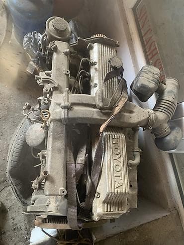 motor: Toyota dizel 4.2– satılır land cruiser - Marka/model: Toyota 4-2 — 3