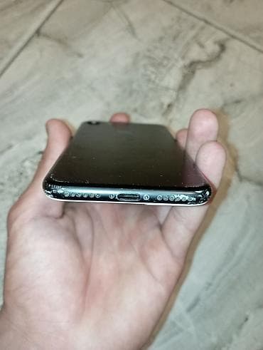 macbook m3 pro: IPhone 7, 32 GB, Qara, Barmaq izi — 4