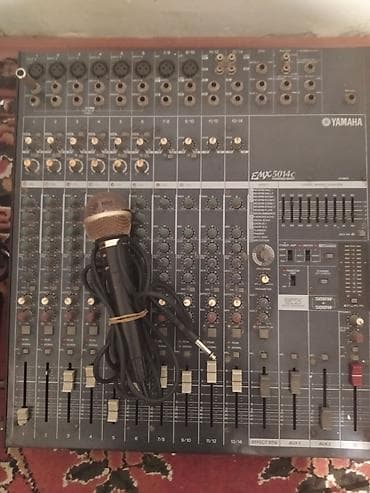Yamaha EMX5014C powered mikser + mikrofon və kabel - Model: Yamaha