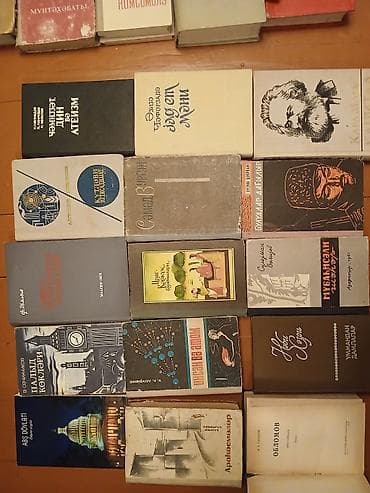 ev tipi çadır: Satılır: müxtəlif illərə aid klassik və elmi-publisistik kitablar — 3