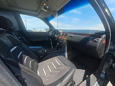 mersedes oturacaq: Mercedes-Benz E 240: 2.4 l | 1999 il Sedan — 5