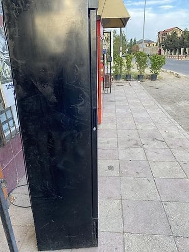 panel kamera: Komersiya vitrin soyuducu - Rəng: qara gövdə, şüşə ön qapı - Şaquli — 1